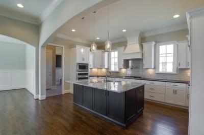 What Are The Benefits of Floor Plans Available at Custom Home Builders in Nashville?